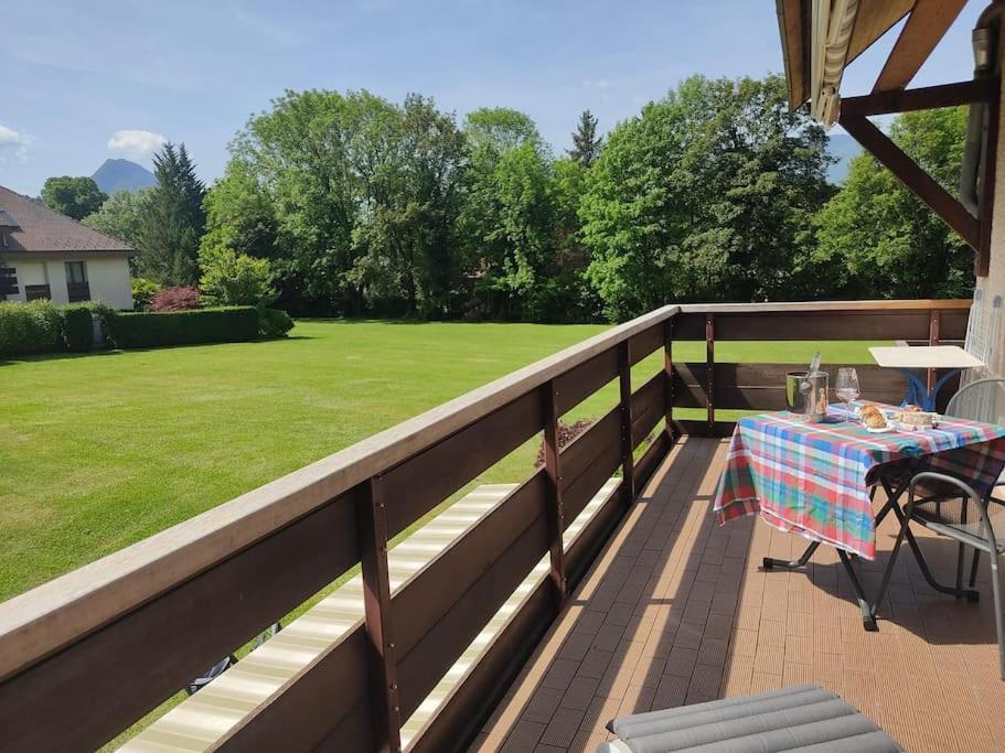 Bel Appartement Au Calme A 5 Minutes Du Village Мантон-Сен-Бернар Экстерьер фото