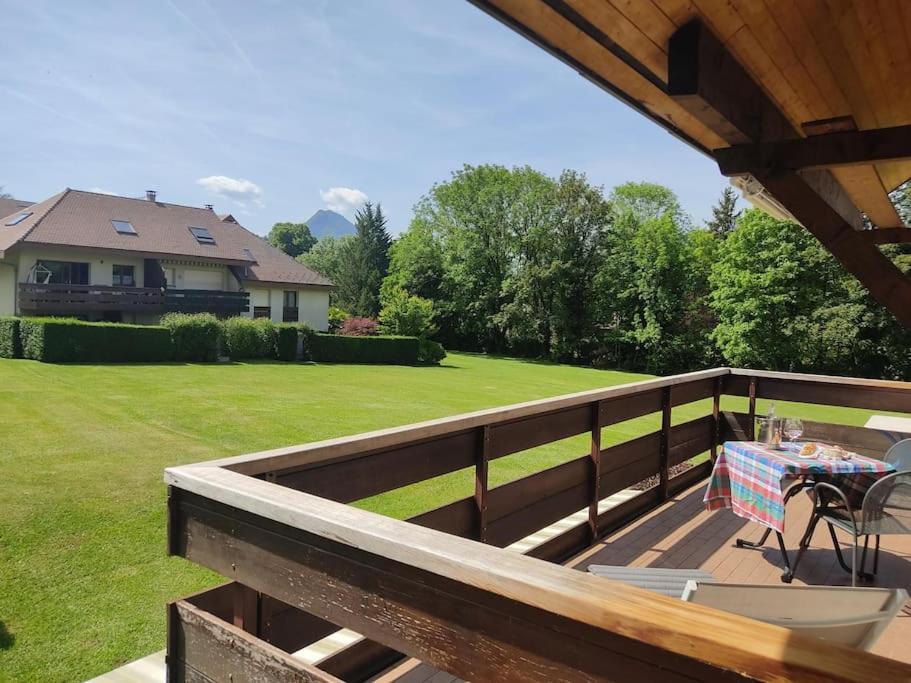 Bel Appartement Au Calme A 5 Minutes Du Village Мантон-Сен-Бернар Экстерьер фото
